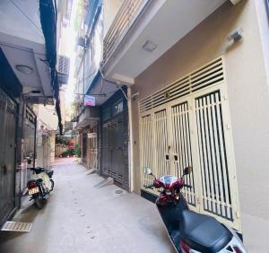 BÁN NHÀ PHỐ HOÀNG HOA THÁM - 45M * 4 TẦNG - NGÕ RỘNG - NHÀ ĐẸP - Ở NGAY.